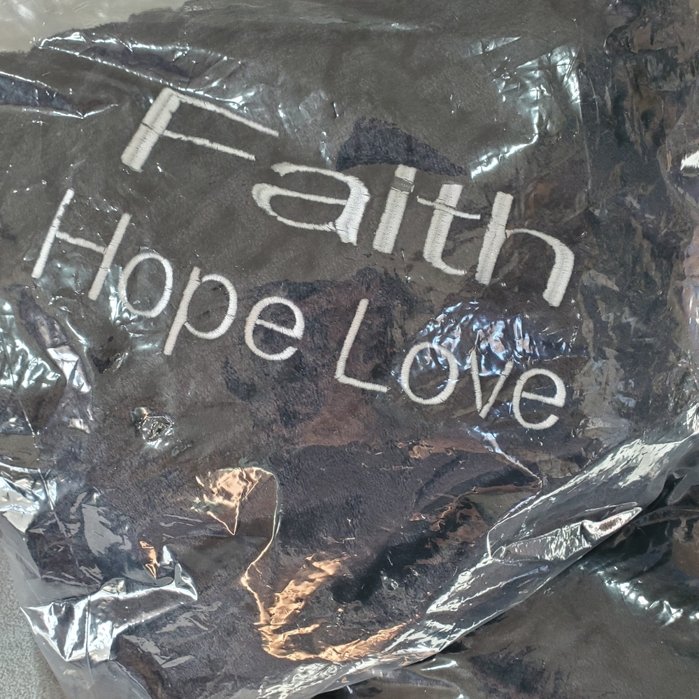 Embroided Throw - Picture 3 of 3